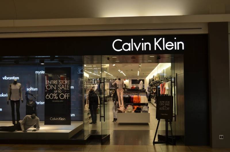 Calvin Klein Review 2022 – The Hub of Classy Fashion