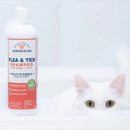 Wondercide Flea & Tick Shampoo for Dogs + Cats