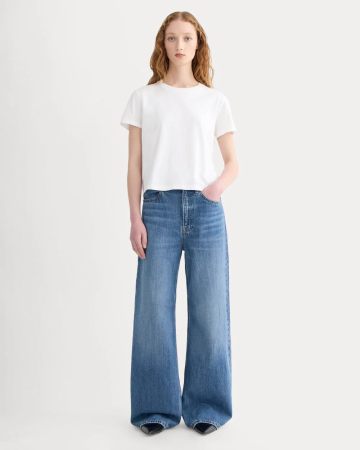 everlane The Box-Cut Tee in Essential Cotton