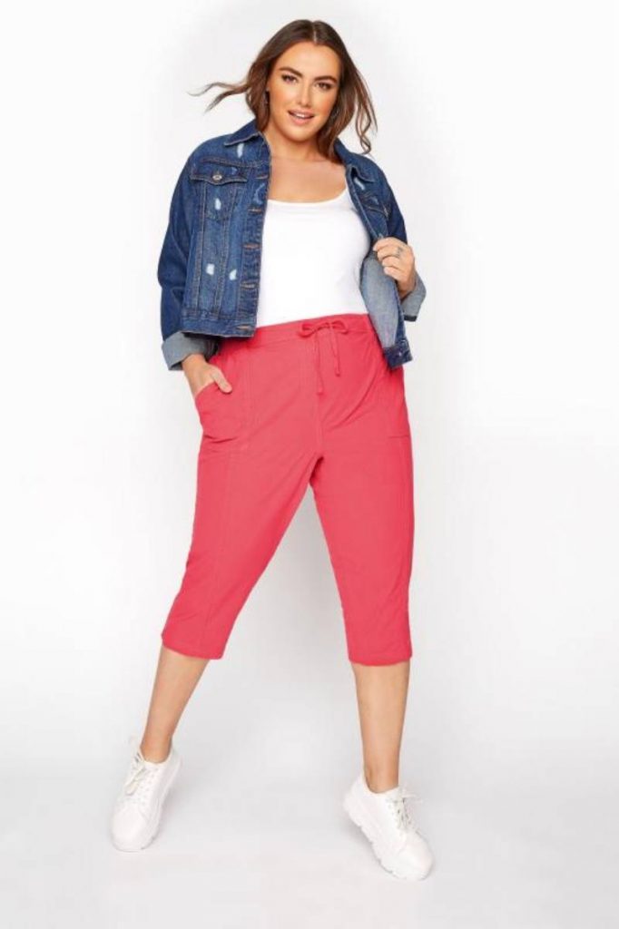 Body Hugging Plus Size Cropped Trousers